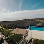 Atlantic Pool & Ocean View *